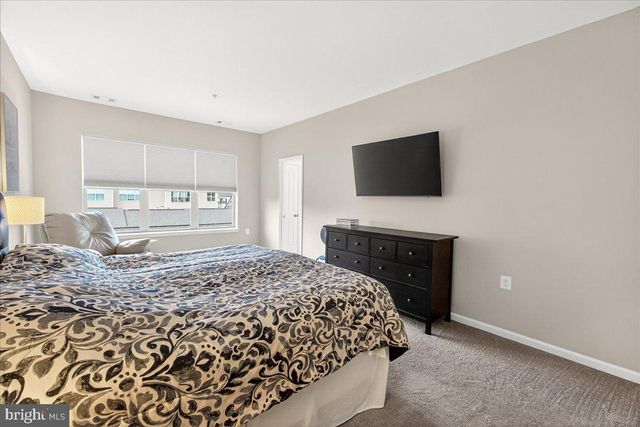 3044 PALATINE DR, Frederick, MD 21701