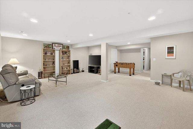 3044 PALATINE DR, Frederick, MD 21701