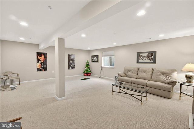 3044 PALATINE DR, Frederick, MD 21701