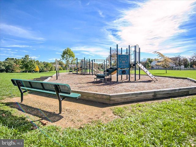 3044 PALATINE DR, Frederick, MD 21701