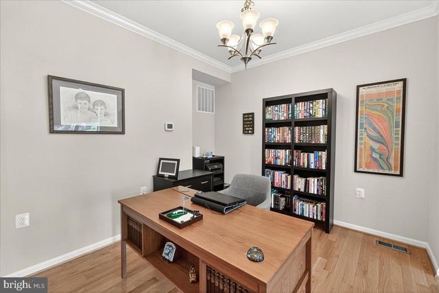 3044 PALATINE DR, Frederick, MD 21701