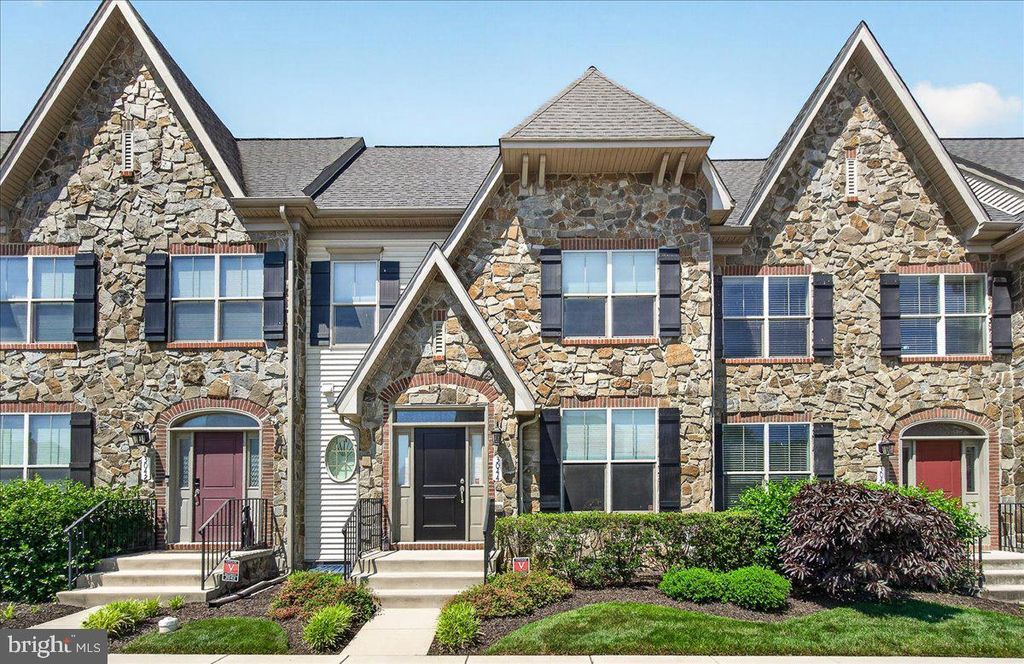 3044 PALATINE DR, Frederick, MD 21701