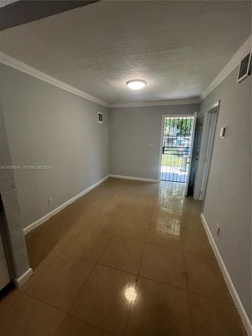 912 NW 55th Ter 2, Miami, FL 33127