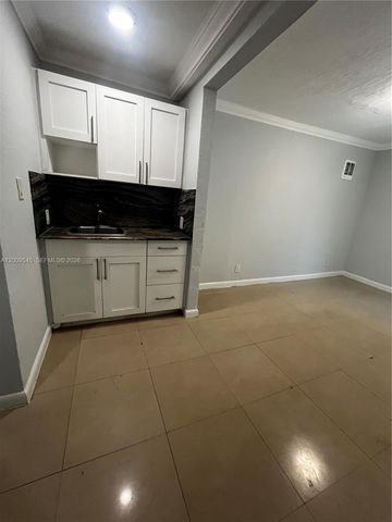 912 NW 55th Ter 2, Miami, FL 33127