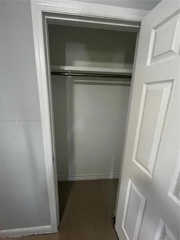 912 NW 55th Ter 2, Miami, FL 33127