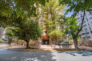 FULL POWER GENERATOR KINGS COURT 80 STREET 804, San Juan, PR 00911