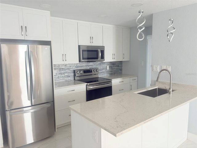 440 S GULFVIEW BOULEVARD 1004, Clearwater Beach, FL 33767