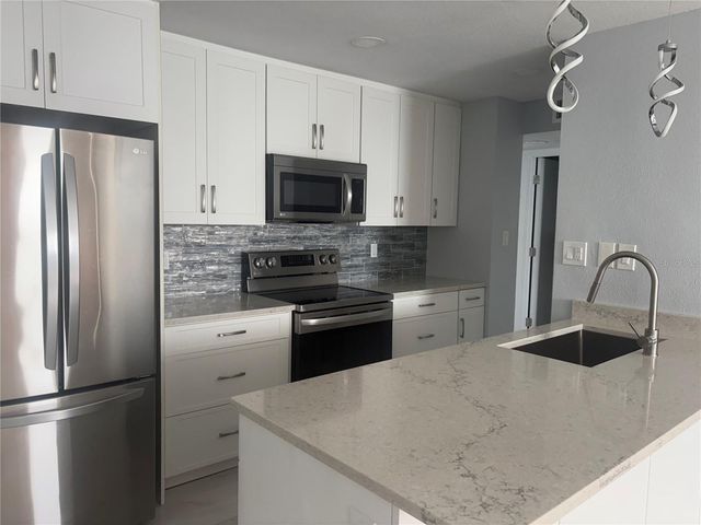 440 S GULFVIEW BOULEVARD 1004, Clearwater Beach, FL 33767