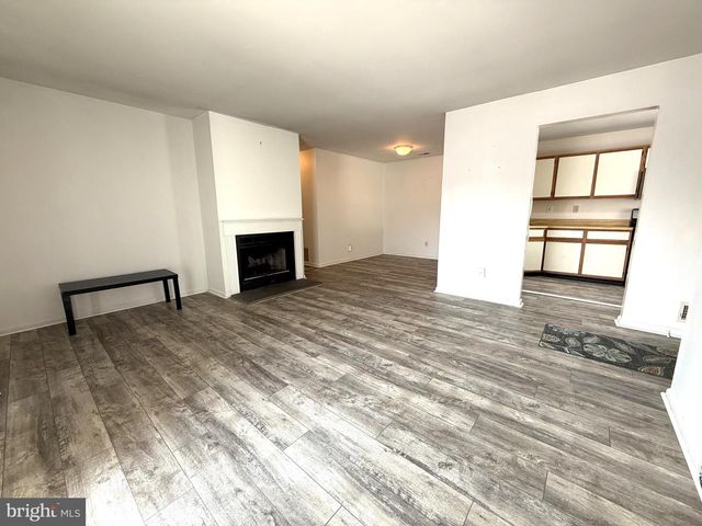 607 COVINGTON CT, Sewell, NJ 08080