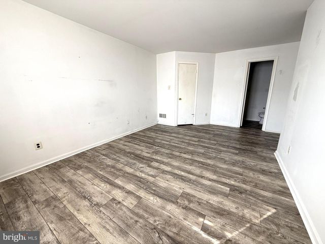 607 COVINGTON CT, Sewell, NJ 08080