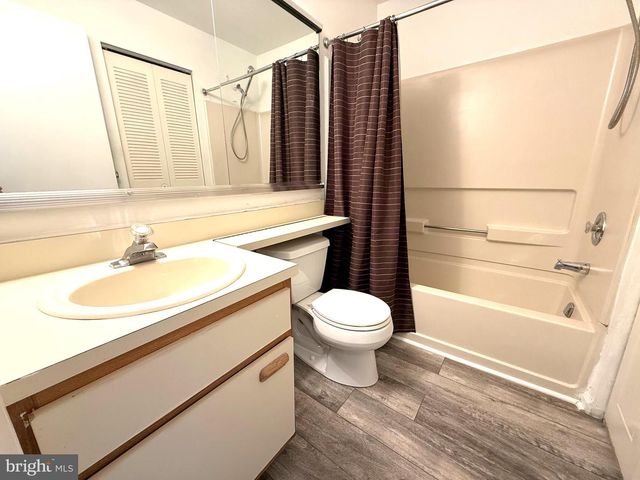 607 COVINGTON CT, Sewell, NJ 08080