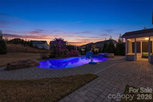 964 Bellegray Lane NW, Concord, NC 28027