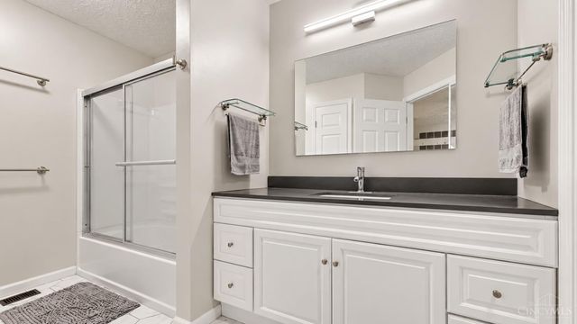 3927 Little Creek Drive, Batavia Twp, OH 45102