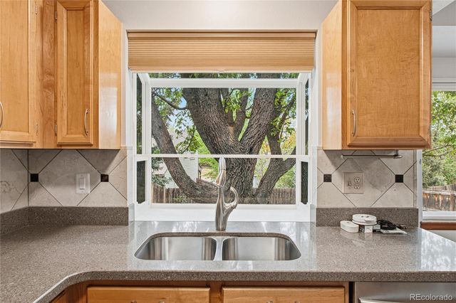 10517 Robb Drive, Broomfield, CO 80021