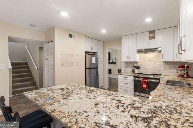 144 Woodhaven Way, Alpharetta, GA 30009