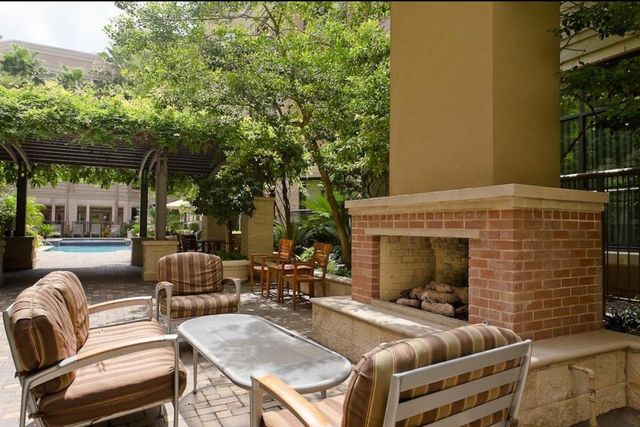 1901 Post Oak Boulevard 3609, Houston, TX 77056