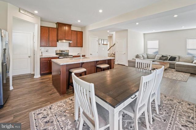 221 WESTON DR, Woolwich Twp, NJ 08085