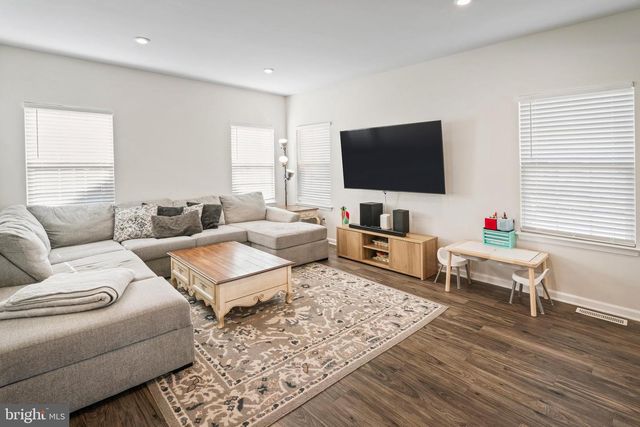 221 WESTON DR, Woolwich Twp, NJ 08085