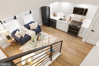 1208 M ST NW #12, Washington, DC 20005