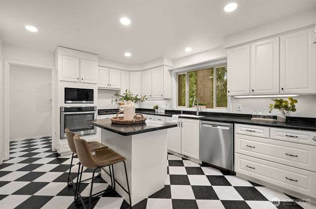 5 Plum Lane, Bellingham, WA 98229