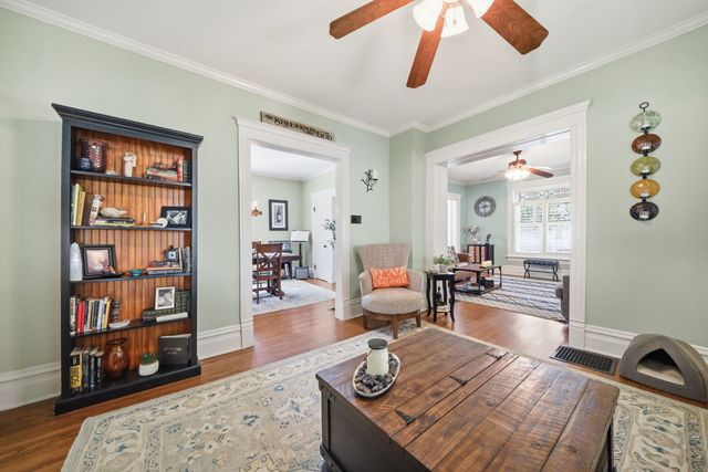 222 N 5th Street, St. Charles, IL 60174