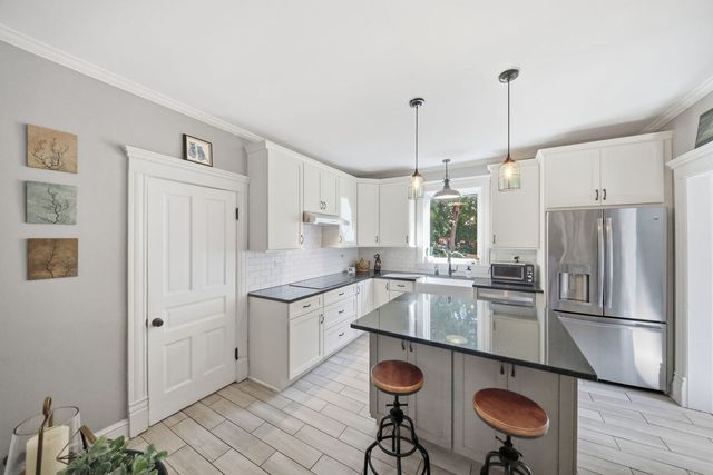 222 N 5th Street, St. Charles, IL 60174
