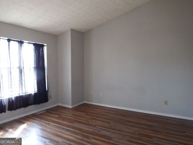 5722 Wells Circle, Stone Mountain, GA 30087