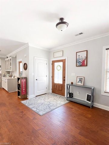 1235 Mountain Road, Walnut Cove, NC 27052