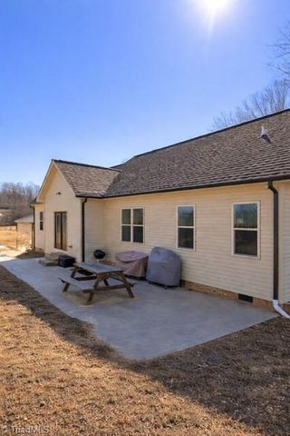 1235 Mountain Road, Walnut Cove, NC 27052