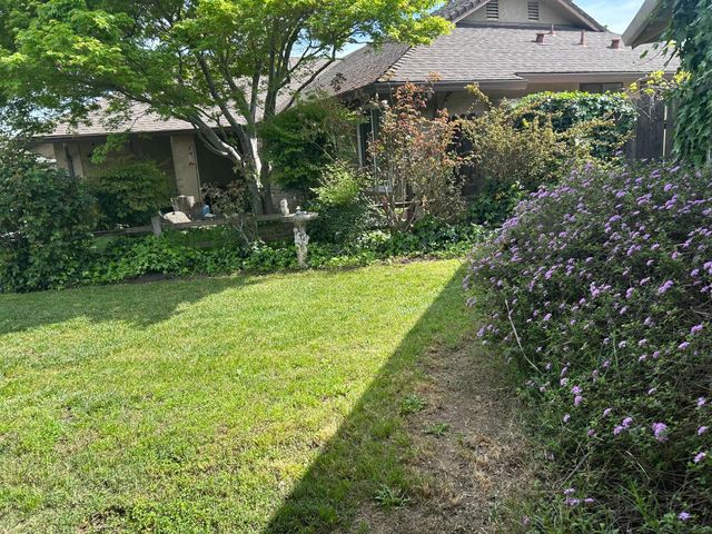 616 Carignane Ct, Lodi, CA 95240