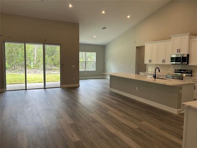 2040 W TALL OAKS DRIVE, Beverly Hills, FL 34465