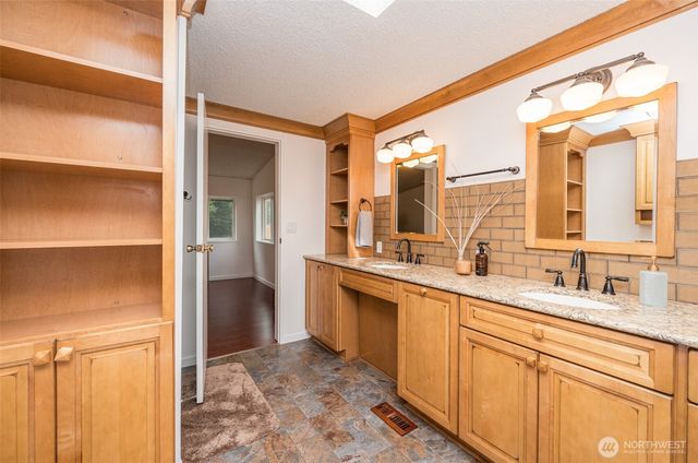 15513 Fair Oaks Drive S, Spanaway, WA 98387