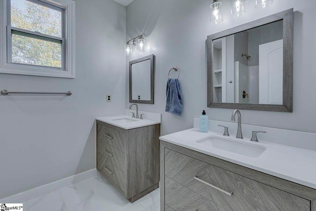 1020 Blumefield Road, Anderson, SC 29625