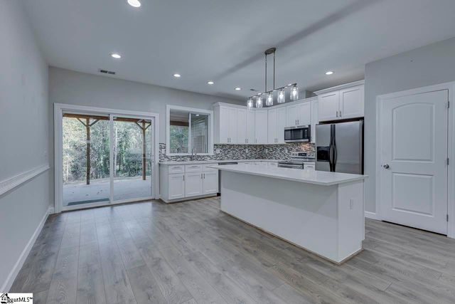 1020 Blumefield Road, Anderson, SC 29625