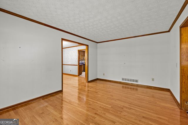 160 Kingswood Drive, Fayetteville, GA 30215