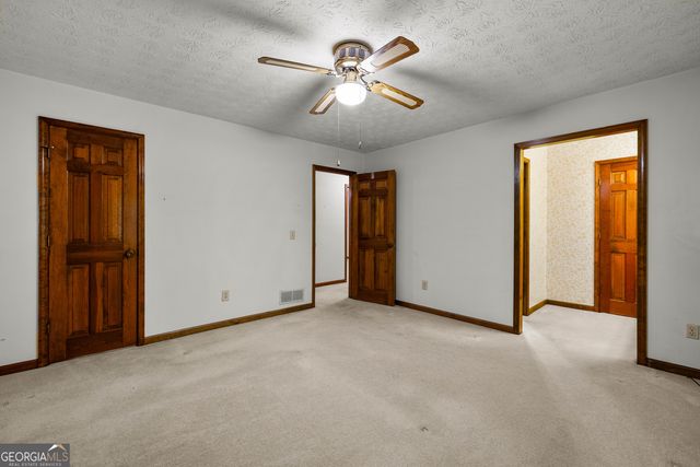 160 Kingswood Drive, Fayetteville, GA 30215