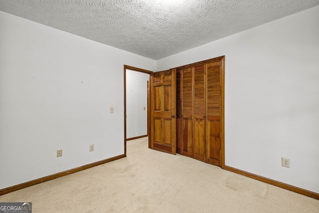 160 Kingswood Drive, Fayetteville, GA 30215