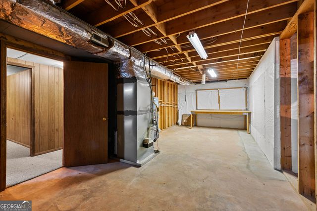 160 Kingswood Drive, Fayetteville, GA 30215
