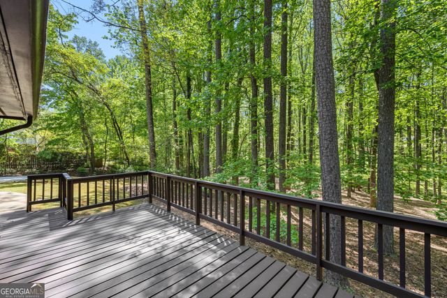 160 Kingswood Drive, Fayetteville, GA 30215
