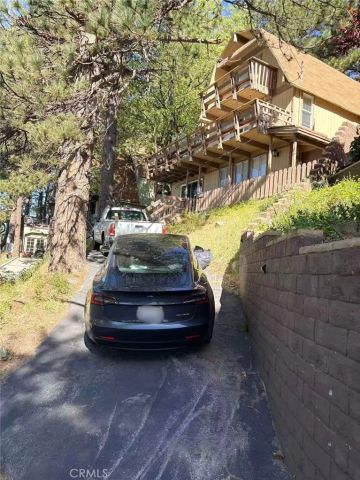 31616 Panorama, Running Springs, CA 92382