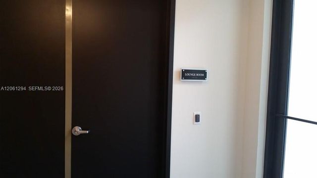 999 SW 1st Ave 2510, Miami, FL 33130