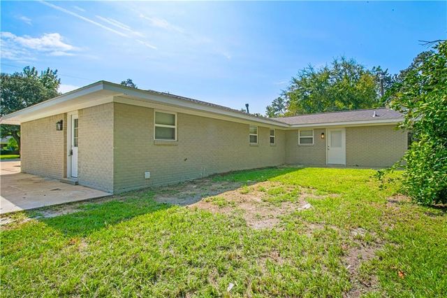 5315 Daniel Drive, Satsuma, AL 36572
