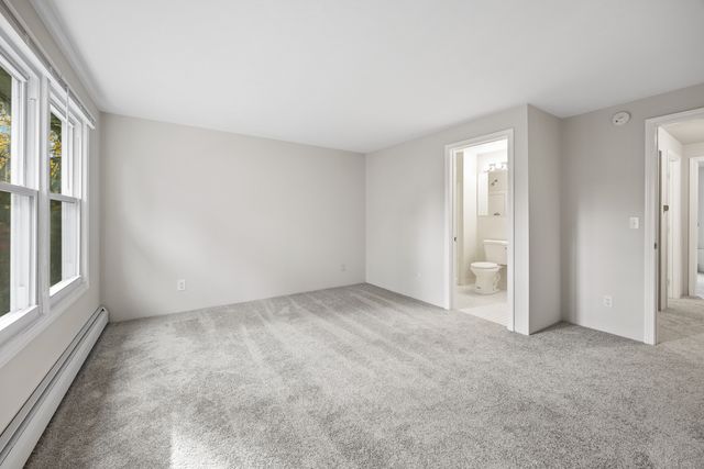 145 Harbor Pond Drive 7D, Meriden, CT 06450