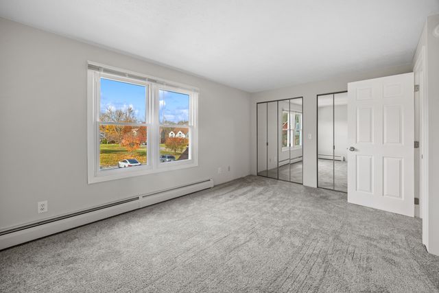 145 Harbor Pond Drive 7D, Meriden, CT 06450