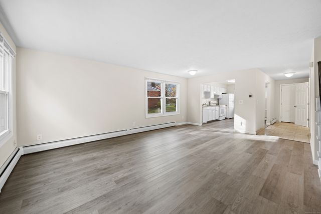 145 Harbor Pond Drive 7D, Meriden, CT 06450