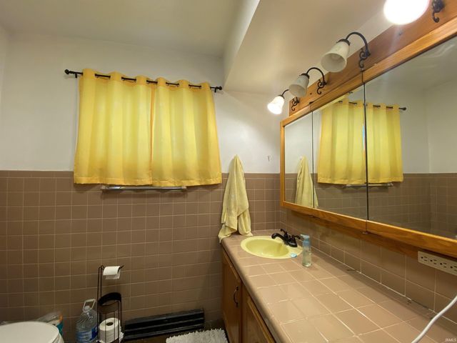 56858 Mark Manor Drive, Elkhart, IN 46516