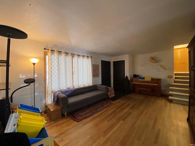 56858 Mark Manor Drive, Elkhart, IN 46516