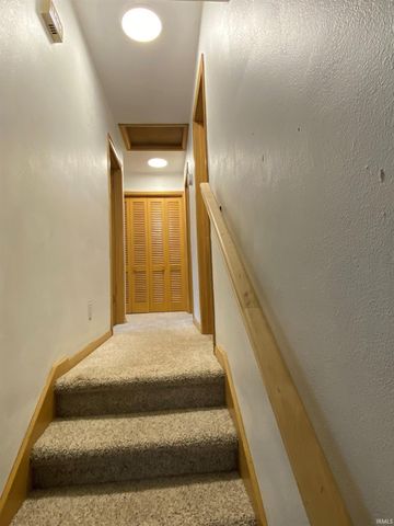 56858 Mark Manor Drive, Elkhart, IN 46516