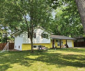 56858 Mark Manor Drive, Elkhart, IN 46516
