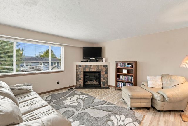 23305 E Sharp Dr, Liberty Lake, WA 99019